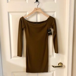 NWT off the shoulder bodycon dress size small